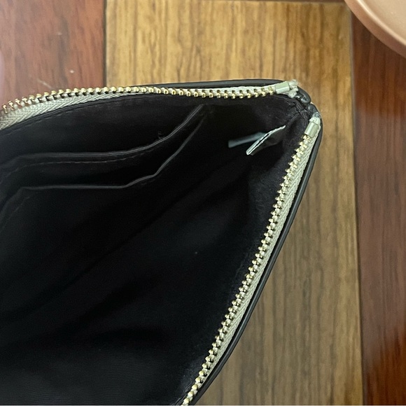 Corner Zip Wristlet In Signature Canvas - Picture 6 of 9